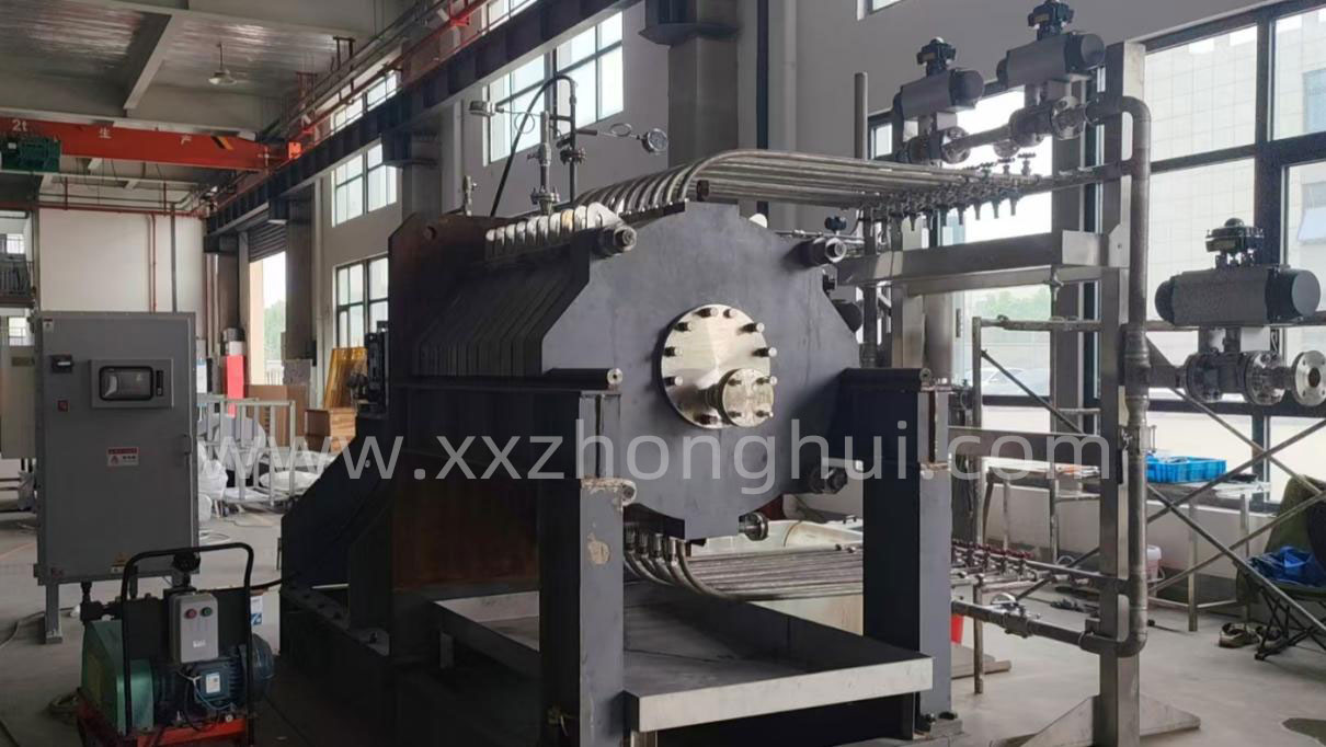 New-cross-flow-filter-concentrator（新型错流过滤浓缩器)(1).jpg